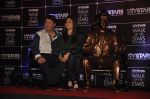 Kareena Kapoor, Randhir Kapoor unveil UTVstars Walk of the Stars in Taj Land_s End, Mumbai on 28th March 2012 (46).JPG